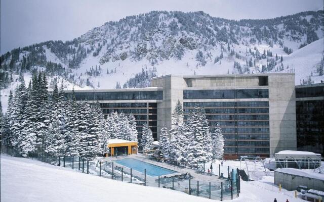 The Cliff Lodge and Spa