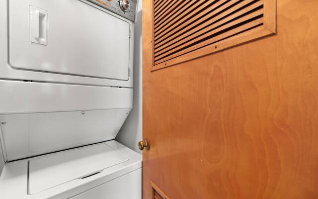 Reflections on the Gulf by Vtrips