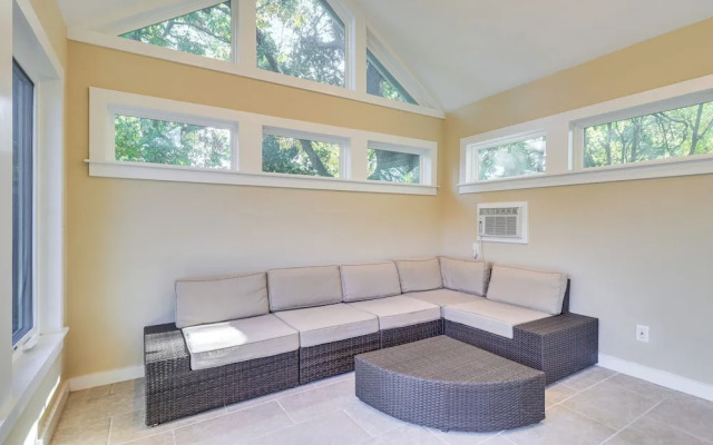 Texas Retreat w/ Patio, Fireplace & Fenced-in Yard