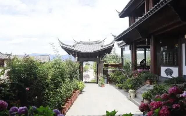 Luna Hotel & B&B, Yulong Wenbi Mountain Scenic Area, Lijiang