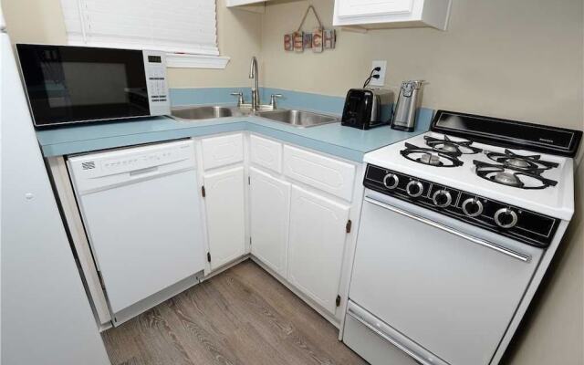 Gulf Highlands 116K - Studio Condo