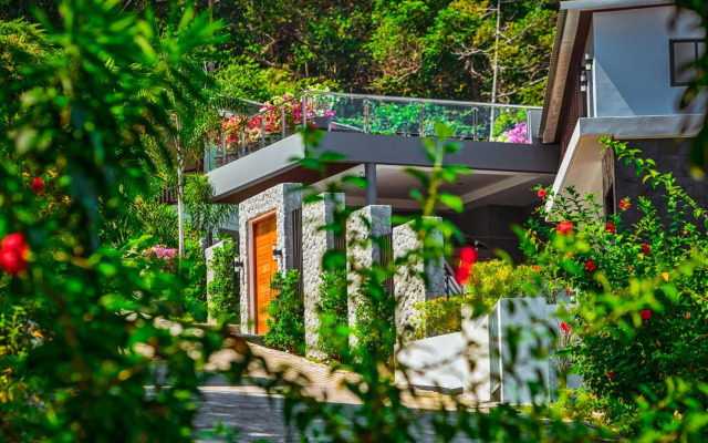 SHA Extra Plus Grand Villa Luxury Time