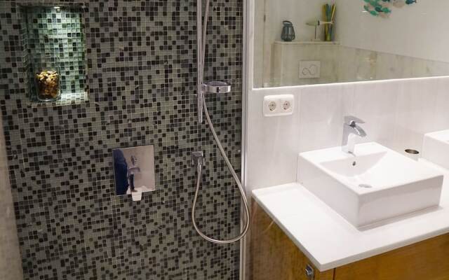 Spacious Apartment in Marbella With Swimming Pool