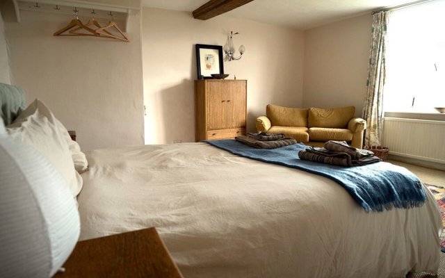 Manor Farm House - Peaceful Stays