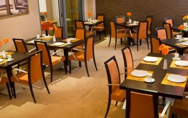 Alexandros Hotel