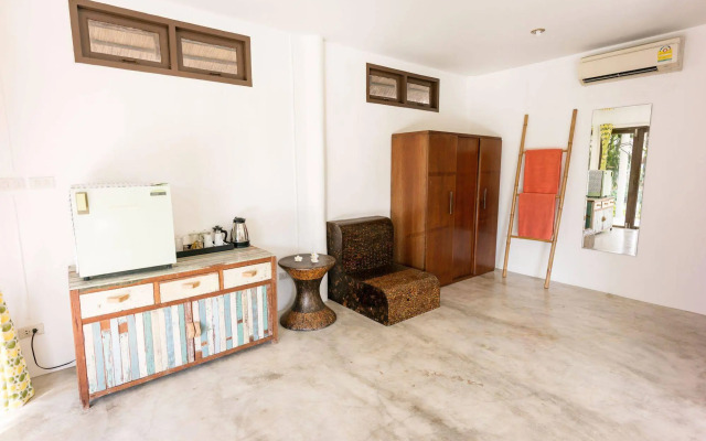 Mumsa Beach Resort & Restaurant