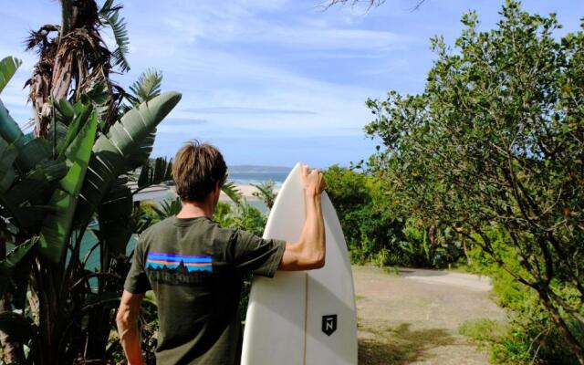 Buccaneers Lodge & Backpackers