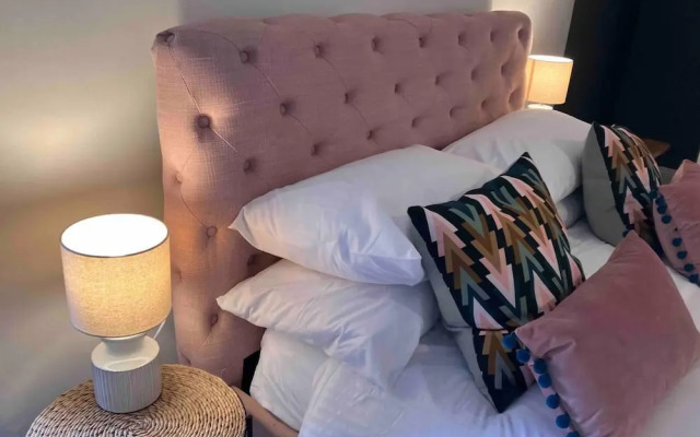 Inviting 2-bed House in Sunderland, Wifi, Parking