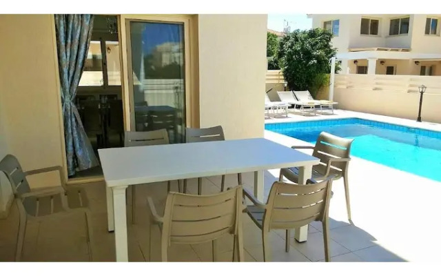 Anthorina Villa 2