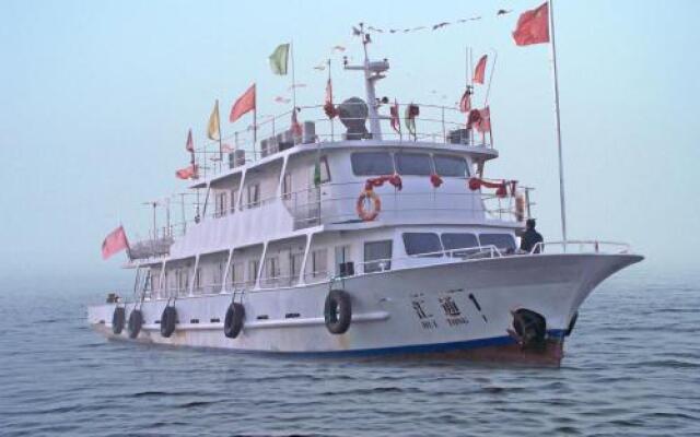 Rizhao Zhaobin Hotel