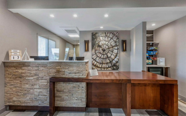 Windmill Suites Surprise - Phoenix, Ascend Hotel Collection