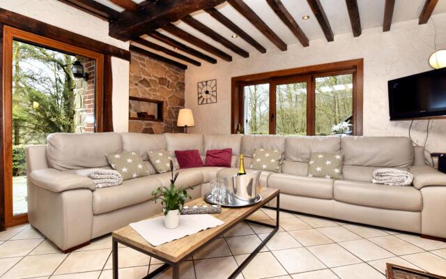 Luxurious Villa with Private Pool in Durbuy