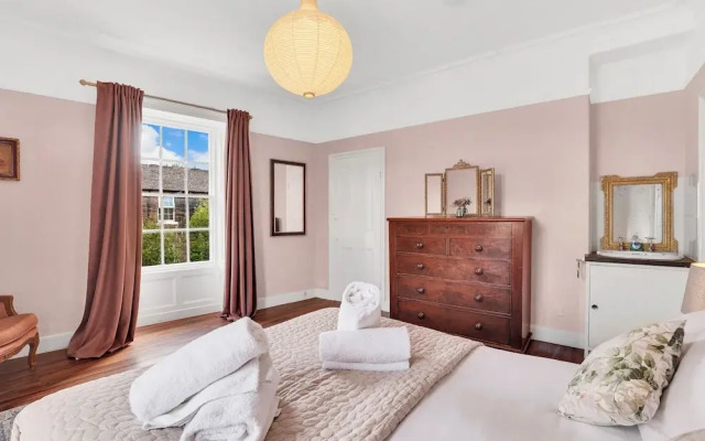 Learchild House - North East Escapes