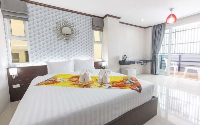 The Chic Patong