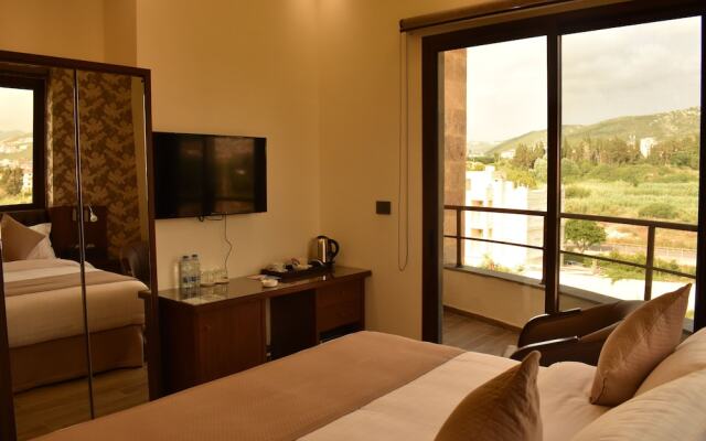 Sea View Hotel