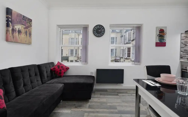 Flat 7 - Apartment for 2 in Town Centre