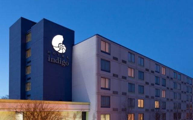 Indigo Chicago Schaumburg North