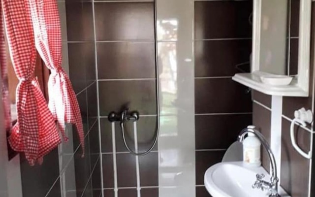 Apartment Sarganska Osmica 8