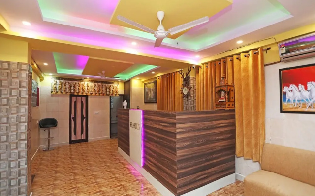 Qlark Rooms & Lawn By OYO Rooms