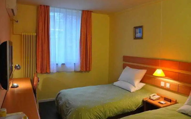 Home Inn Beijing Yansha Xinyuanli