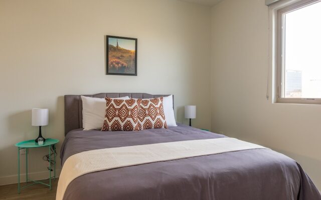 Comfy Downtown Apartments by Frontdesk