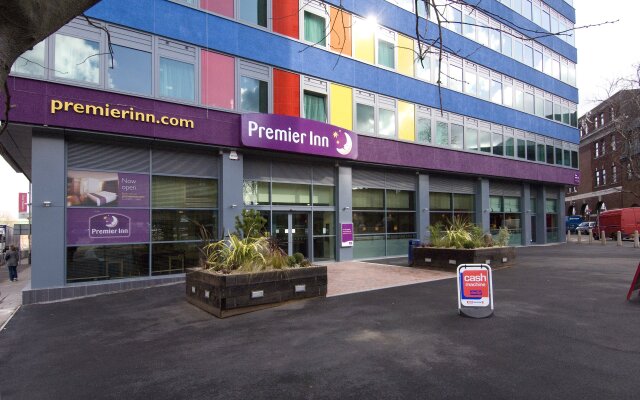 Premier Inn Leicester City Centre