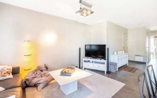 Apartment for 4 People With Parking