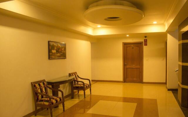 FabHotel Aay Kay Model Town