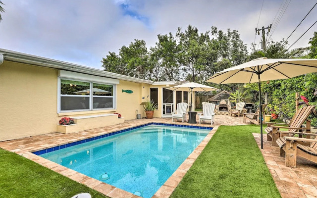 Bradenton Home w/ Beautiful Yard: 4 Mi to Downtown