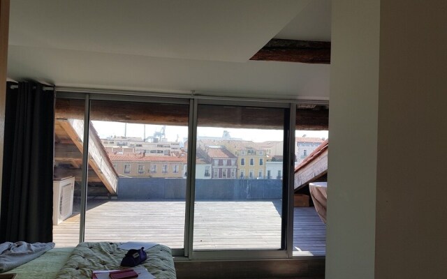 Sete Vue Canal Duplex Pour 7 Personnes