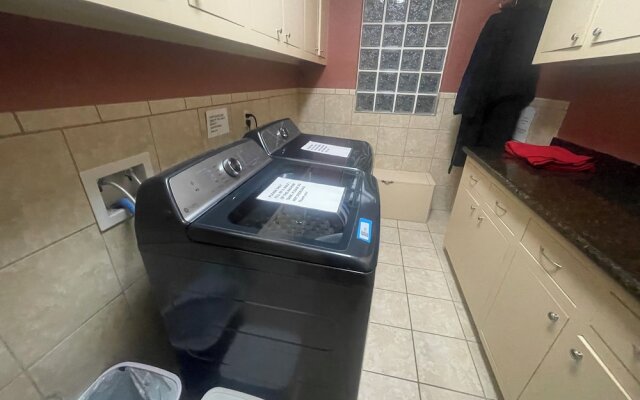 EURA near Houston Downtown