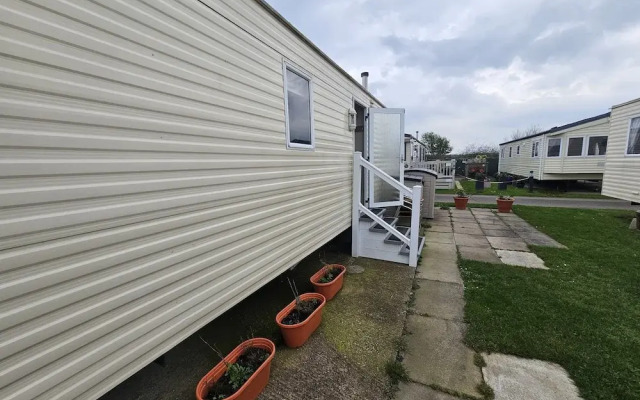 3 Bed Standard Caravan Robinhood