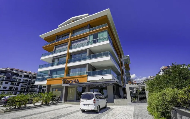 Sea View Stylish Flat w Shared Pool in Alanya