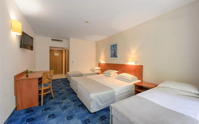 Madara Park Hotel