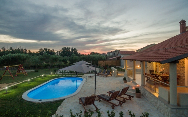 Holiday house Oasis Village Villa - heated pool : Privlaka, Zadar riviera