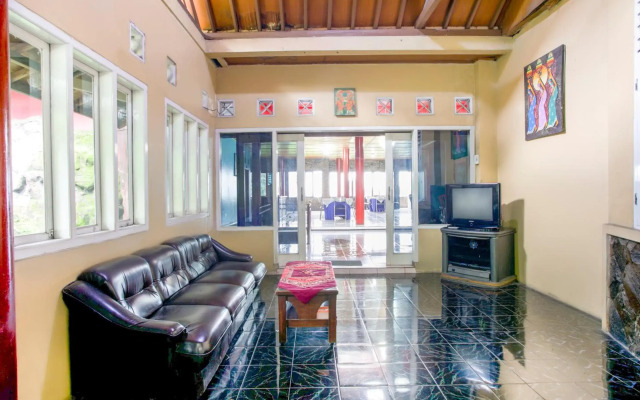 SPOT ON 2584 Hotel Karya Nunggal Asri