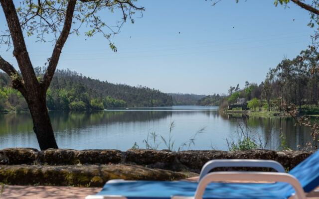 Mansion in Dao Valley by River Beach