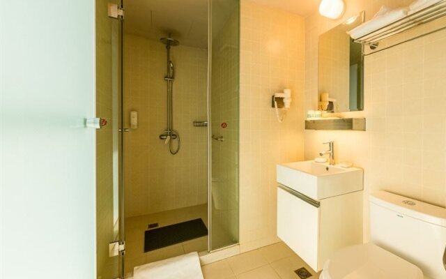Jinshang Light Residence Hotel (Nanjing Jiangning Dongqi Road)