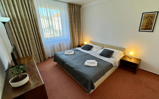 A-Austerlitz Hotel