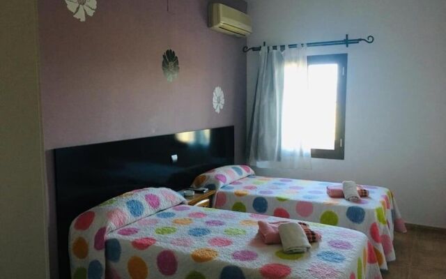 Hostal Catedritos Ibéricos A-5 KM 154