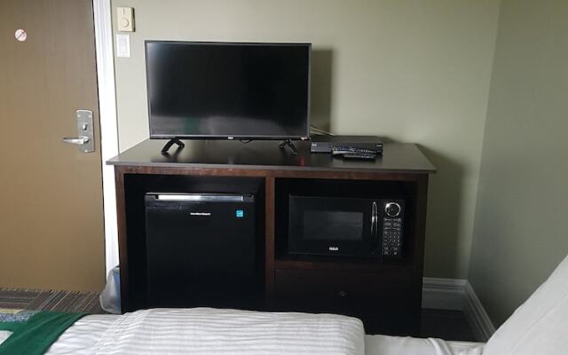 Seaport Inn