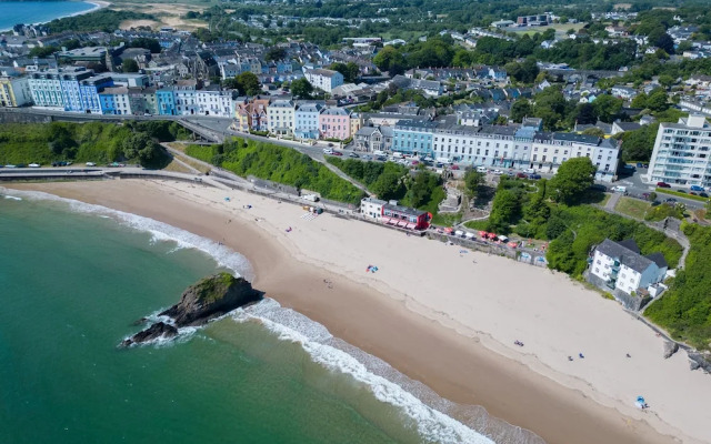 The Sand Castle - 2 Bedroom Apartment - Tenby