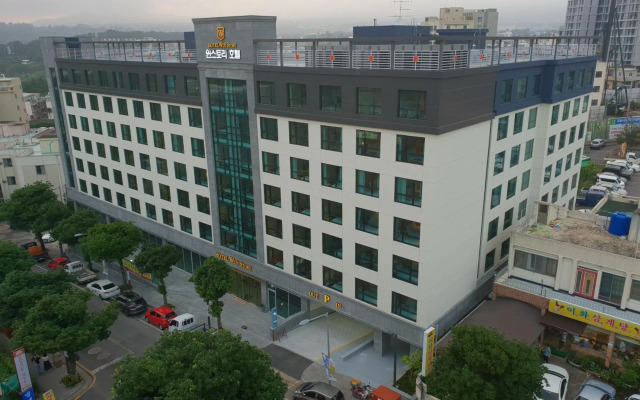 hotelImage