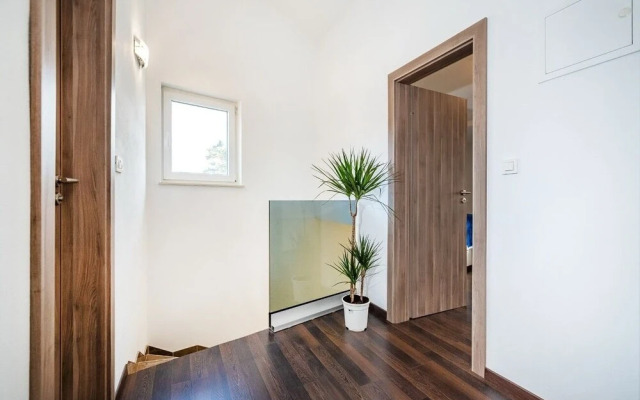 Urban and quiet holiday house Bianca
