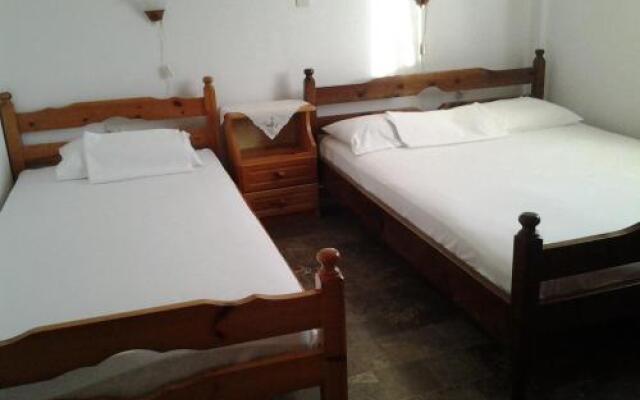 Athanasios Tsoumas Apartments