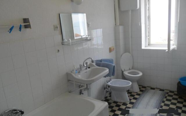 Rooms Liva - 60m from the sea