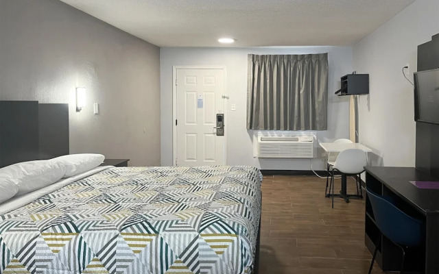 Studio 6 Suites Hurricane, Wv