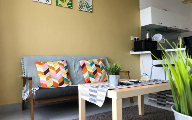 Hid SOHO at KANVAS WiFi Netflix KLIA