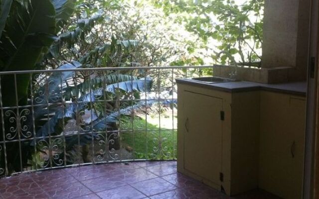 Bougainvilla Hotel