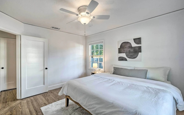 Cozy West Sacramento Getaway w/ Private Yard!